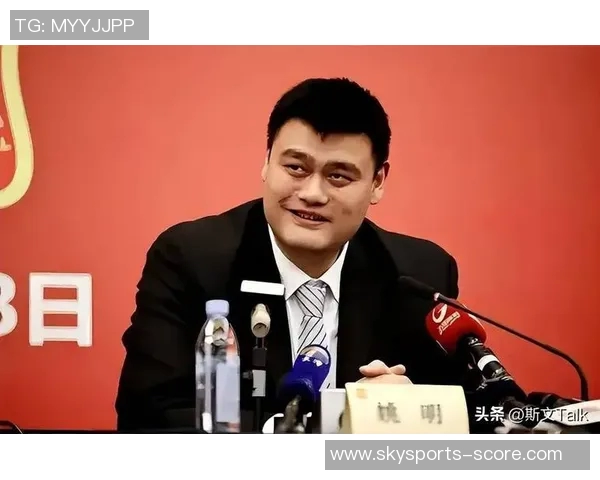 姚明在网球吧的精彩瞬间与球迷互动分享的独特体验