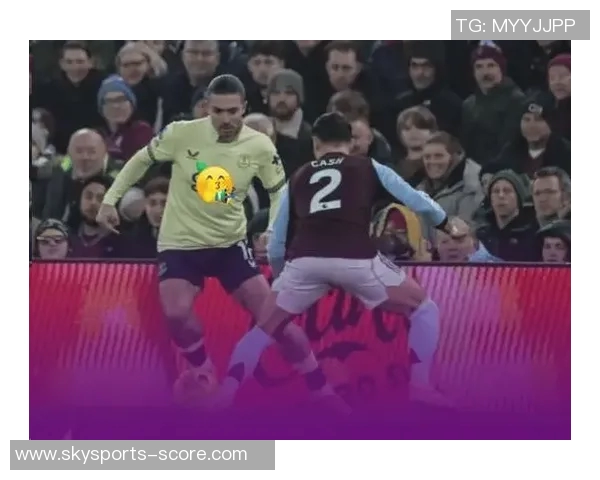 国王杯精彩对决曼联大胜马竞乌龙球引发热议与转会传闻 国王杯精彩对决曼联大胜马竞乌龙球引发热议与转会传闻