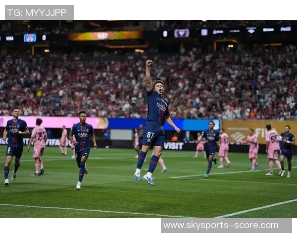 意甲激战波尔图逆转巴黎圣日耳曼乌龙球成关键瞬间引发全场沸腾 意甲激战波尔图逆转巴黎圣日耳曼乌龙球成关键瞬间引发全场沸腾