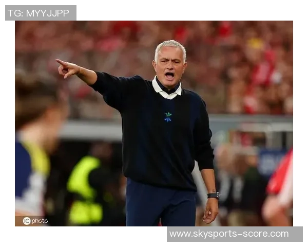 友谊赛回顾：AC米兰与本菲卡零封平局帽子戏法瞬间引发全场热烈反响